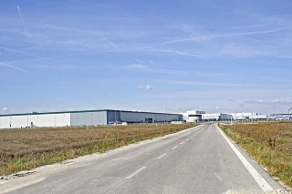 Výroba vo fabrike Jaguar Land Rover Nitra je zatiaľ v skúšobnej prevádzke.