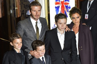 Beckham je na najlepšej ceste k vlastnej futbalovej jedenástke, zloženej výhradne z jeho synov.