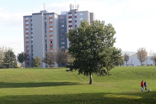 Najväčšia zelená plocha v centre Dúbravky.