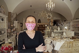 Bratislava, obchodníčka Silvia Majerníková: Sme zatvorení, ale musíme platiť!