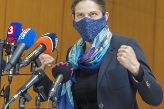Ministerka spravodlivosti SR Mária Kolíková  (Za ľudí).