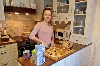 Klárka (19), Moravské Lieskové (okr. Nové Mesto nad Váhom): Pripravujem pochúťky 