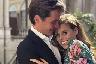 Princezná Beatrice a Edoardo oznámili zásnuby po výlete v Taliansku.