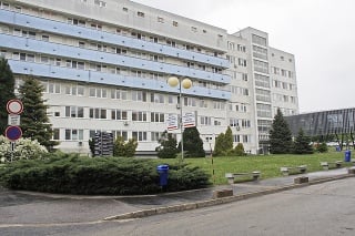 V nitrianskej nemocnici odvolali troch aktérov zbabranej operácie. 