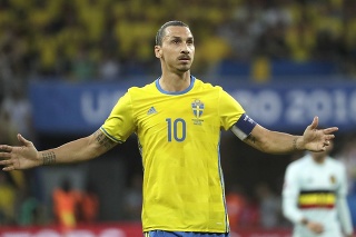 Na snímke švédsky útočník Zlatan Ibrahimovič v reprezentačnom drese.