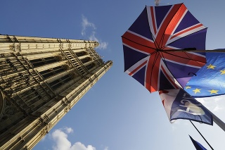 Podarí sa Británii vystúpiť z EÚ v stanovenom termíne? 