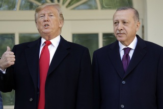 Trump privítal Erdogana v Bielom dome.