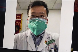 Čínsky doktor Li Wen-liang. Čínsky lekár Li Wen-liang.