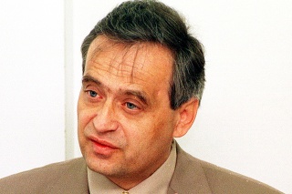 Ernest Valko na archívnej snímke z roku 1999