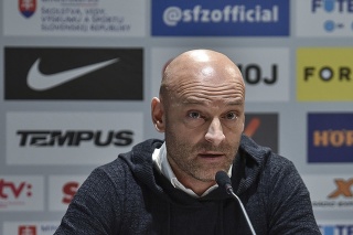Na snímke tréner Viktorie Plzeň, Adrian Guľa.