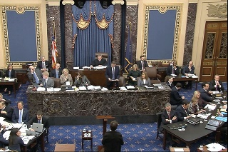 Senát hlasoval v procese impeachmentu. 
