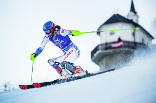 Na snímke slovenská lyžiarka Petra Vlhová na trati v 1. kole slalomu žien na Svetovom pohári v alpskom lyžovaní.