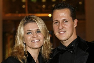 Michael Schumacher spolu s manželkou Corinnou v roku 2006.