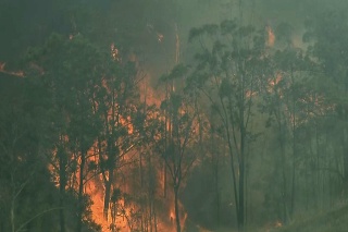 V Austrálii horia desiatky požiarov.