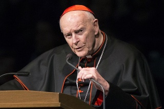 Americký kardinál Theodore McCarrick na archívnej snímke z roku 2015