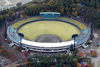 Na štadióne vo Fukušime sa má hrať bejzbal a softbal.