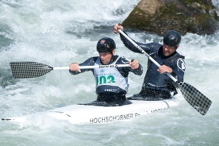 Na snímke slovenskí reprezentanti Peter Hochschorner (vpravo) a Pavol Hochschorner.
