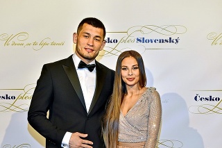 Speváčka Monika Bagárová a zápasník Makhmud Muradov