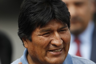 Evo Morales priletel do Mexika, kde získal azyl.
