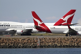 Lietadlá austrálskej leteckej spoločnosti Qantas na letisku v Sydney.