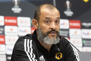 Tréner Wolverhamptonu Wanderers Nuno Espírito Santo nemal pre rozhodnutie UEFA pochopenie.