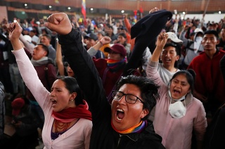 Protivládne protesty v Ekvádore majú už 5 obetí.
