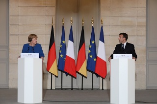 Nemecká kancelárka a francúzsky prezident majú na otázky o dianí v Sýrii rovnaký názor.