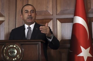 Turecký minister zahraničných vecí Mevlüt Čavušoglu