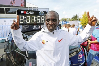 Eliud Kipchoge vyhral 11 z dvanástich maratónov, ktorých sa zúčastnil.