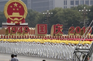 V Číne sa uskutočnila obrovská vojenská prehliadka.