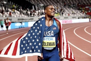 Coleman sa teší zo zlata.