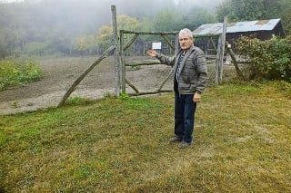 Majiteľ zvernice Bartolomej Kandráč je smutný, že prišiel o všetko, čo budoval 11 rokov.