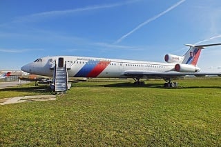TU 154 OM-BYO