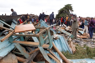 V Keni sa zrútila škola.