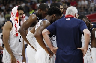 Americkí basketbalisti si balia kufre už v štvrťfinále.