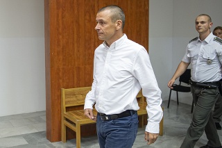 Peter Tóth počas hlavného pojednávania v kauze falšovania zmeniek TV Markíza