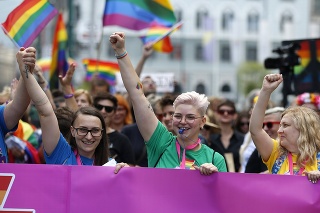 V Sarajeve sa za prísnych bezpečnostných opatrení konal prvý Pride.