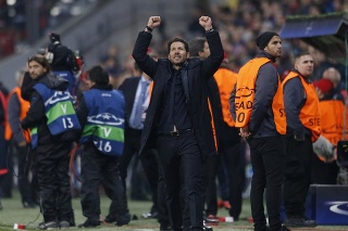 Diego Simeone a jeho víťazné gesto.
