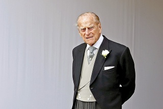 Princ Philip (97) bol z nehody otrasený.