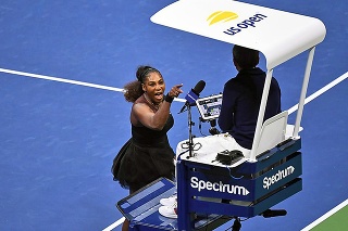 Serena vlani po prehre s mladučkou Osakovou takto útočila na rozhodcu Carlosa Ramosa. 