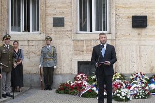 Peter Pellegrini pri príhovore počas pietnej spomienky na obete okupácie Československa vojskami Varšavskej zmluvy.