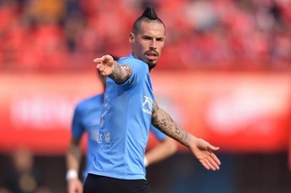 Slovenský futbalový reprezentant Marek Hamšík debutoval v najvyššej čínskej súťaži. 