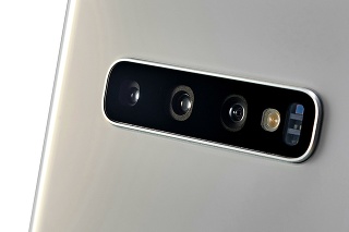Samsung nevyvinul 108-megapixelový fotoaparát pre seba.