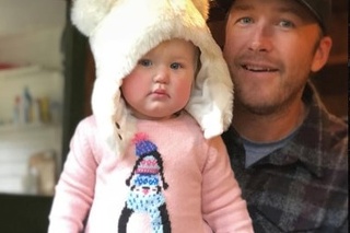 Miller spolu s jeho dcérkou.
