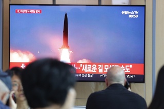 Severná Kórea uskutočnila už štvrtú raketovú skúšku za posledné týždne.