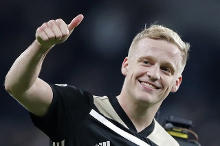 Donny van de Beek bol jednou z ústredných postáv tejto sezóny Ajaxu. 