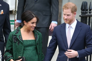 Vojvodkyňa Meghan a princ Harry.