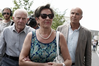 Vincentovi rodičia Vivien a Pierre Lambertovci na archívnej snímke z roku 2015