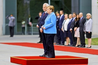 Angela Merkelová (64)