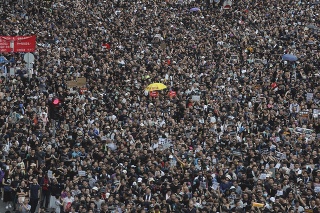 Protest v Hongkongu.